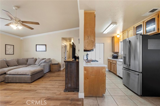 Detail Gallery Image 12 of 44 For 170 Artesia, Chico,  CA 95973 - 3 Beds | 2 Baths