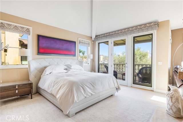 Detail Gallery Image 13 of 25 For 319 Orchid, Corona Del Mar,  CA 92625 - 4 Beds | 3/1 Baths