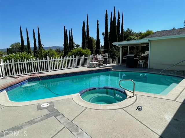 Detail Gallery Image 14 of 42 For 7100 Gateshead Way, West Hills,  CA 91307 - 4 Beds | 2 Baths