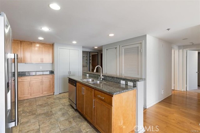 property-img