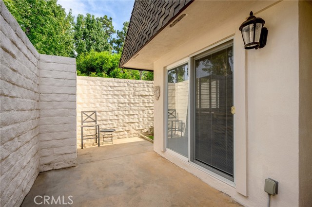 Detail Gallery Image 17 of 17 For 4151 W Sarah St, Burbank,  CA 91505 - 2 Beds | 2/1 Baths