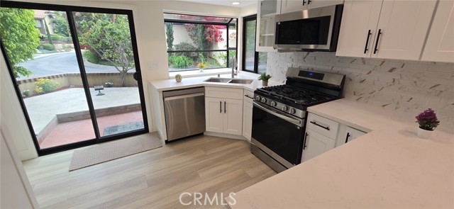 1364 Park Plaza Drive, Long Beach CA: https://media.crmls.org/medias/69b47be5-98da-49cd-a587-f506e1e0d3e7.jpg
