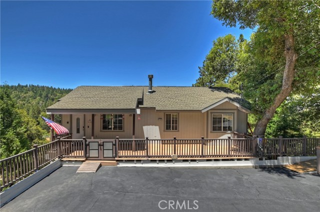 Detail Gallery Image 4 of 43 For 152 Pine Ridge Rd, Crestline,  CA 92325 - 3 Beds | 2 Baths