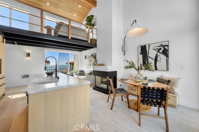555 Esplanade, Redondo Beach CA: https://media.crmls.org/medias/69b65924-86cc-422b-a934-0263796aa6f8.jpg