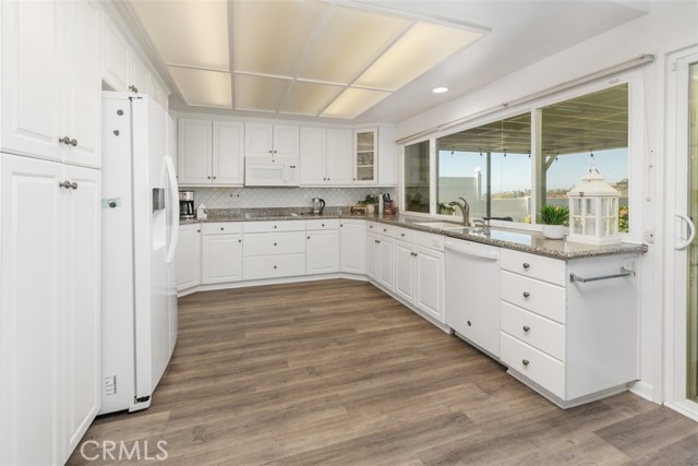 Detail Gallery Image 14 of 55 For 431 Calle Familia, San Clemente,  CA 92672 - 4 Beds | 2 Baths