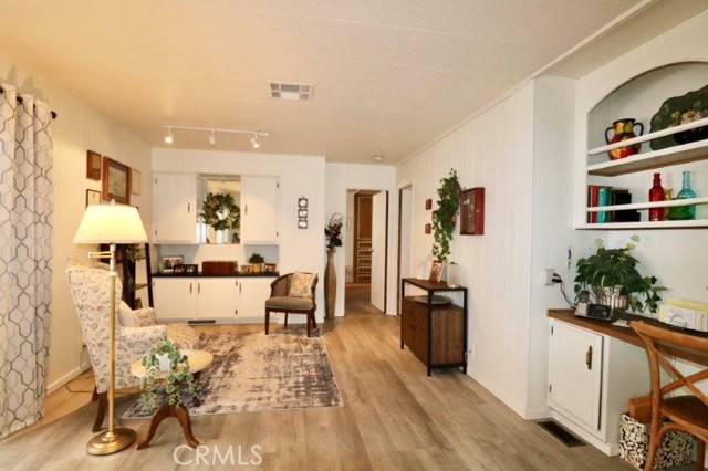 Detail Gallery Image 33 of 46 For 12726 Lake Forest Dr #25,  La Mirada,  CA 90638 - 2 Beds | 2 Baths