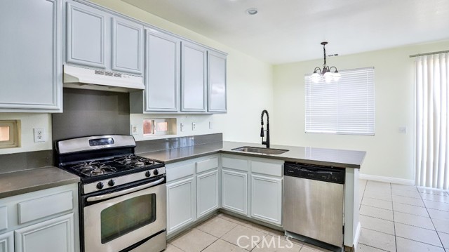 14412 Moon Valley Street, Victorville CA: https://media.crmls.org/medias/69b7e54b-a0d5-4256-85fa-367a6e2b8a67.jpg
