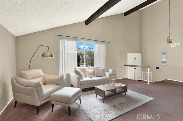 18417 Mount Kristina Street, Fountain Valley CA: https://media.crmls.org/medias/69b90fc7-635e-4f36-994b-71cd97505cb3.jpg