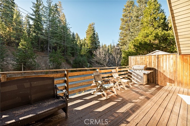 Detail Gallery Image 26 of 36 For 180 Grass Valley #37,  Lake Arrowhead,  CA 92352 - 2 Beds | 2 Baths