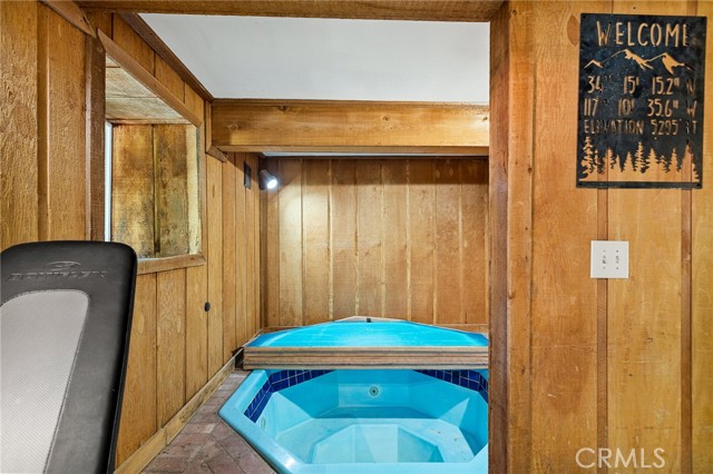 Detail Gallery Image 36 of 75 For 243 Manzanita Dr, Lake Arrowhead,  CA 92352 - 4 Beds | 3 Baths