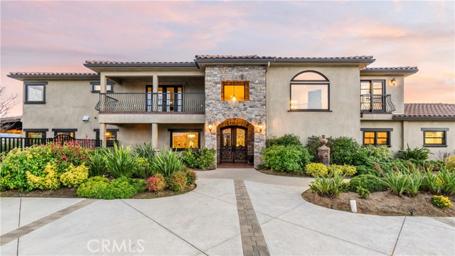 Detail Gallery Image 1 of 65 For 29732 Arroyo Oak Ln, Castaic,  CA 91384 - 5 Beds | 5 Baths