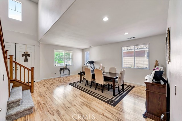 Detail Gallery Image 11 of 56 For 1791 Hideaway Pl, Palmdale,  CA 93551 - 3 Beds | 3 Baths