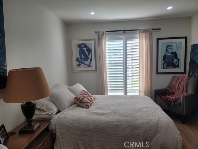 Detail Gallery Image 11 of 21 For 200 Mcneil Ln #210,  Newport Beach,  CA 92663 - 2 Beds | 2 Baths