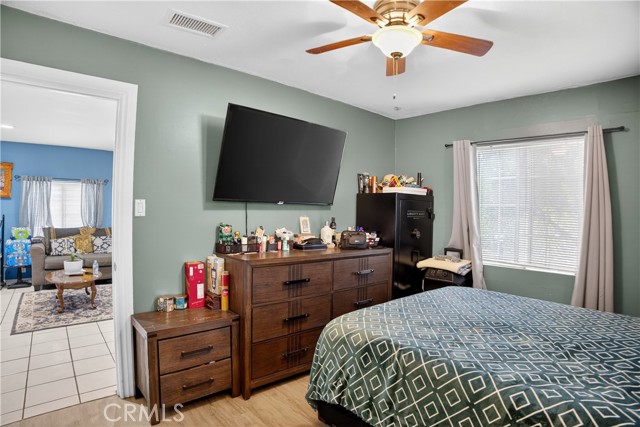 Detail Gallery Image 17 of 29 For 13513 Sayre, Sylmar,  CA 91342 - 2 Beds | 1 Baths