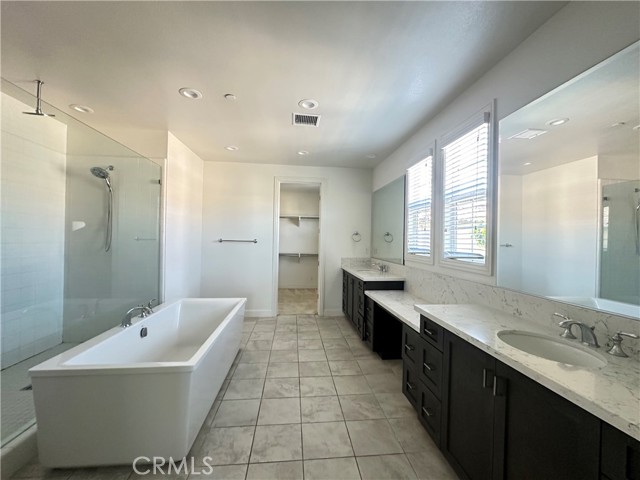 5 Zion Drive, Lake Forest CA: https://media.crmls.org/medias/69c3afa3-5fb3-4ac7-b998-29b53eaafb24.jpg