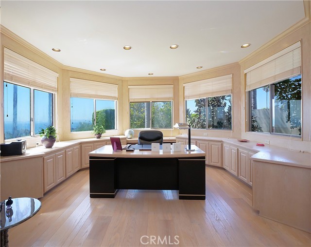 Detail Gallery Image 28 of 67 For 6410 Sea Cove Dr, Rancho Palos Verdes,  CA 90275 - 4 Beds | 4/1 Baths