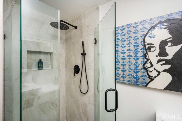 9802 Effingham Drive, Huntington Beach CA: https://media.crmls.org/medias/69c45191-88dc-486c-a76a-5d97f77e44ff.jpg