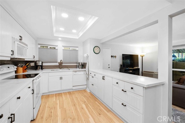 Detail Gallery Image 17 of 60 For 2118 via Puerta #D, Laguna Woods,  CA 92637 - 2 Beds | 2 Baths