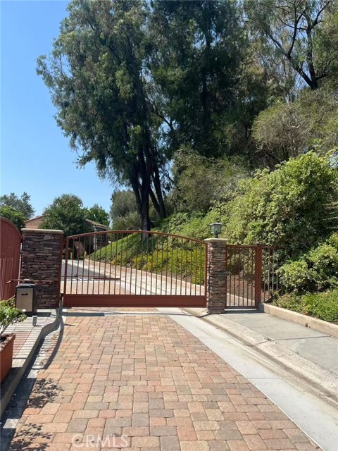 Detail Gallery Image 38 of 43 For 6401 E Nohl Ranch Rd #78,  Anaheim,  CA 92807 - 4 Beds | 2/1 Baths