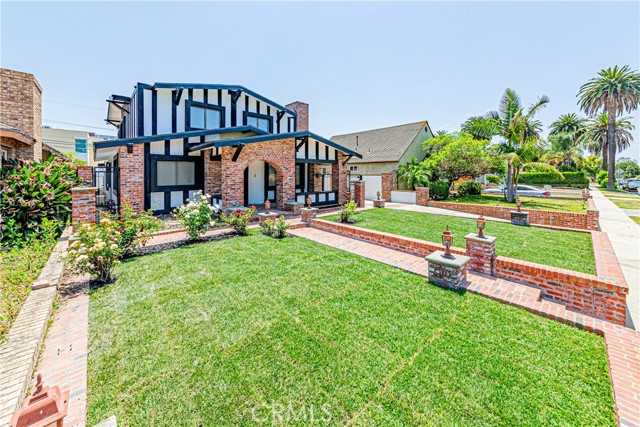 5334 S Victoria Avenue, Los Angeles CA: https://media.crmls.org/medias/69c79089-2dd7-47ef-b09f-f13b90faea6f.jpg
