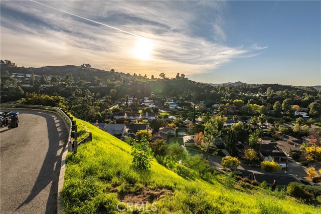 Front Image Thumbnail for CRSR25276282