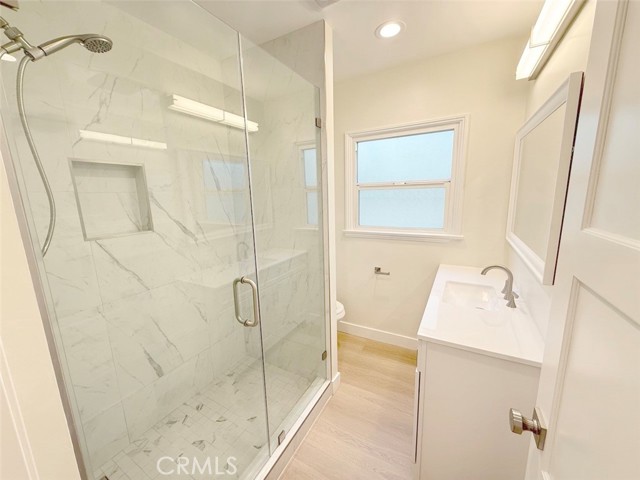 827 North Adams Street, 829 photo 12