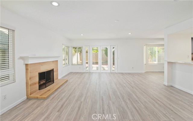 20227 Elkwood Street, Winnetka CA: https://media.crmls.org/medias/69c85126-e39e-4b7d-b812-69b71e16325b.jpg