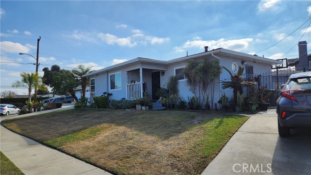 Image 2 of 74 For 6310 Hardwick Street