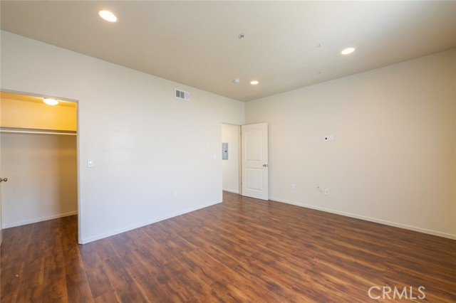 Detail Gallery Image 3 of 30 For 1538 11th, Los Angeles,  CA 90015 - 3 Beds | 2 Baths