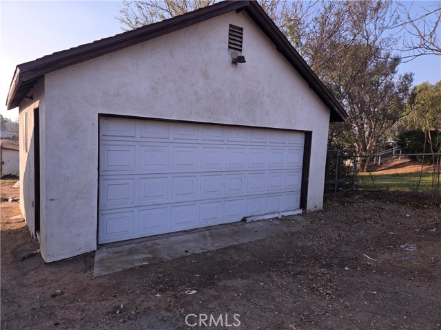 Detail Gallery Image 10 of 25 For 6363 Lucretia Ave, Jurupa Valley,  CA 91752 - 5 Beds | 2 Baths