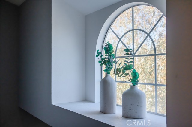 Detail Gallery Image 13 of 29 For 28724 Magnolia Way, Saugus,  CA 91390 - 3 Beds | 2/1 Baths