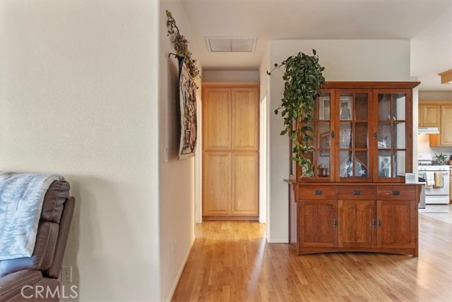 Detail Gallery Image 13 of 73 For 24921 Sunset Way, Tehachapi,  CA 93561 - 2 Beds | 2 Baths
