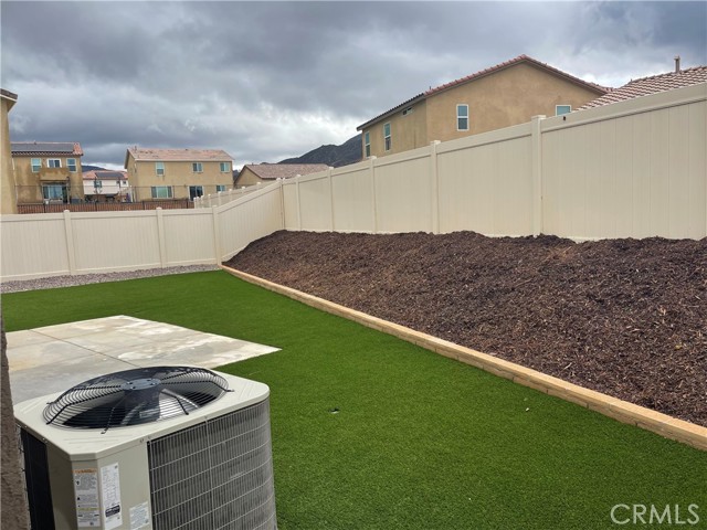 Detail Gallery Image 24 of 26 For 20107 Curaco Ct, Riverside,  CA 92507 - 5 Beds | 3/1 Baths