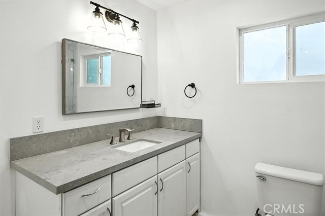 Detail Gallery Image 33 of 41 For 8846 Laramie Ave, Winnetka,  CA 91306 - 4 Beds | 3 Baths