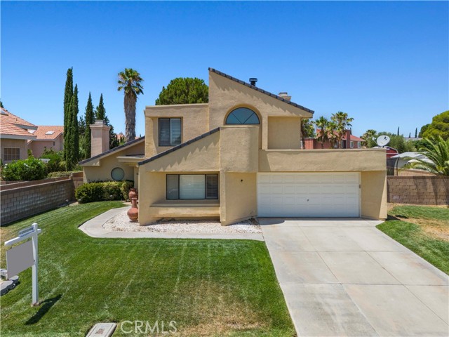 Detail Gallery Image 4 of 55 For 44303 36th St, Lancaster,  CA 93536 - 5 Beds | 3 Baths