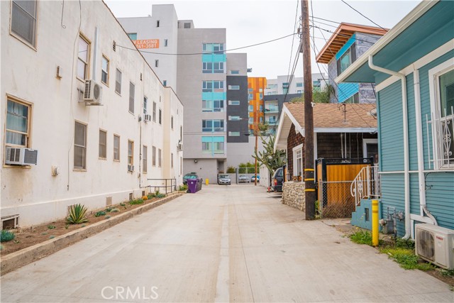 Detail Gallery Image 21 of 21 For 122 Lime Ave, Long Beach,  CA 90802 - 2 Beds | 2 Baths