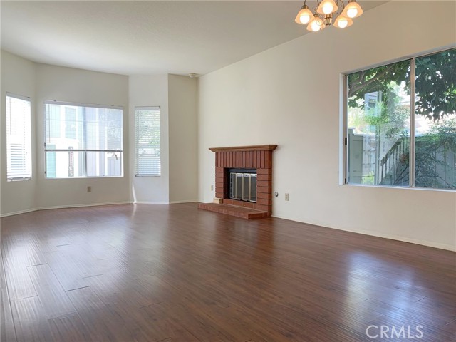 Detail Gallery Image 6 of 20 For 78 Monroe #126,  Irvine,  CA 92620 - 3 Beds | 2/1 Baths