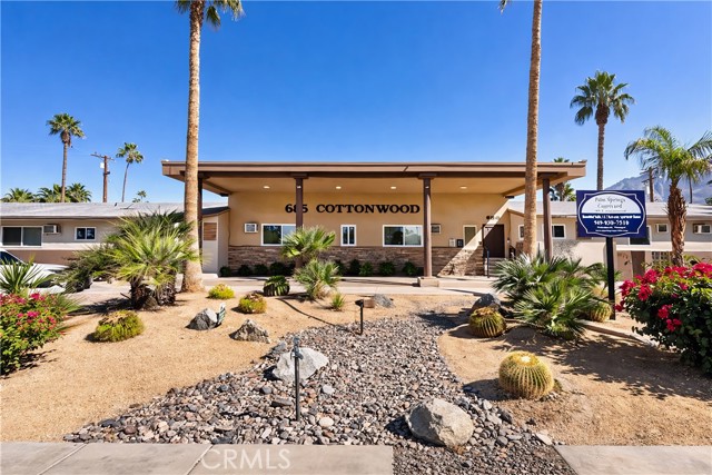 Detail Gallery Image 2 of 25 For 685 E Vista Chino #H,  Palm Springs,  CA 92262 - 2 Beds | 1 Baths