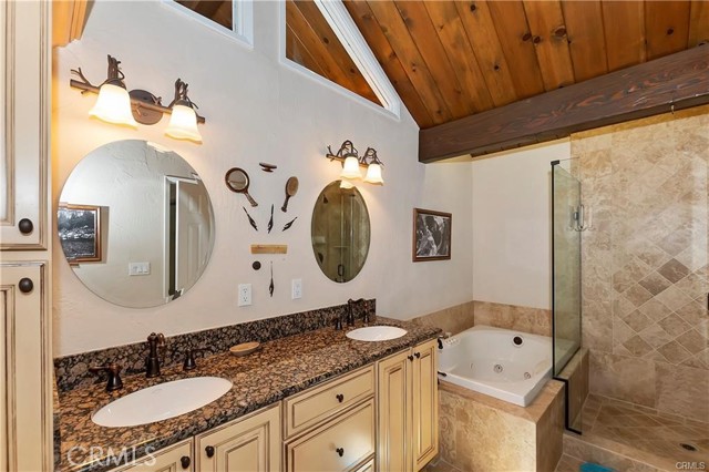 Detail Gallery Image 26 of 52 For 27513 W Shore Rd, Lake Arrowhead,  CA 92352 - 6 Beds | 4/1 Baths