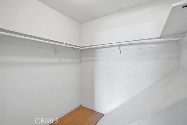 Image 25 of 38 For 1750 Prefumo Canyon  22