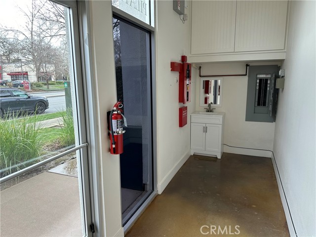 615 Mangrove Avenue, Chico, California 95926, ,Commercial Lease,For Rent,615 Mangrove Avenue,CRSN25069731