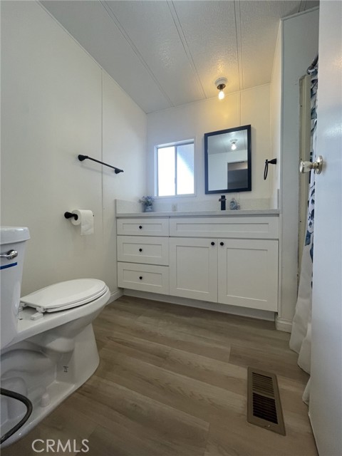 Detail Gallery Image 14 of 23 For 12550 Carson St #96,  Hawaiian Gardens,  CA 90716 - 2 Beds | 2 Baths