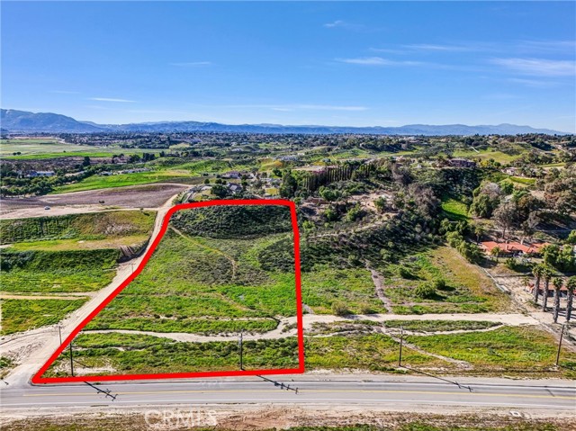 Detail Gallery Image 4 of 16 For 42780 India Pl, Temecula,  CA 92592 - – Beds | – Baths