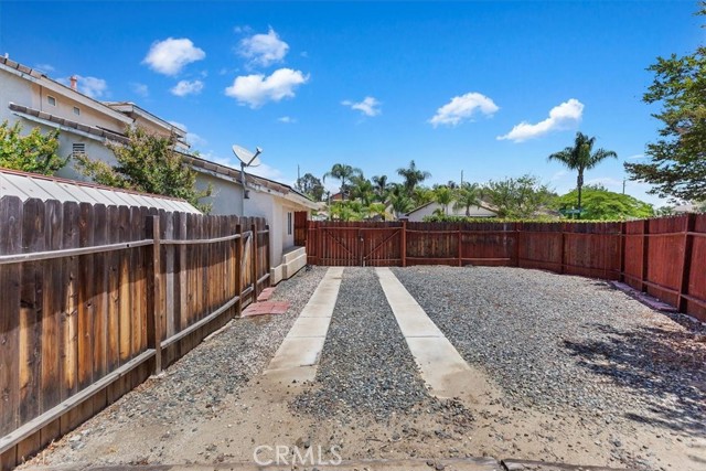 39741 Jacaranda Court, Temecula CA: https://media.crmls.org/medias/69d1b12b-a715-4243-a42f-4159178259b4.jpg