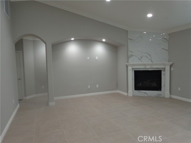 Detail Gallery Image 5 of 36 For 18255 Winnetka Rd, Apple Valley,  CA 92307 - 4 Beds | 3 Baths