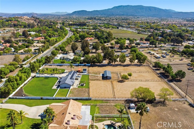 Detail Gallery Image 5 of 38 For 30195 Ynez Rd, Temecula,  CA 92592 - 4 Beds | 3 Baths