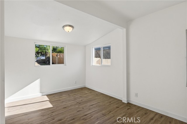 Detail Gallery Image 27 of 36 For 513 Lookout, Lake Elsinore,  CA 92530 - 3 Beds | 1/1 Baths