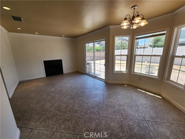Detail Gallery Image 5 of 16 For 6902 Blanchard Ave, Fontana,  CA 92336 - 3 Beds | 2/1 Baths