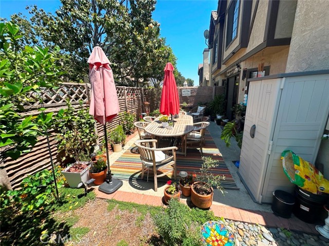 Detail Gallery Image 23 of 28 For 4909 New Castle Ln a,  Covina,  CA 91724 - 3 Beds | 2/1 Baths