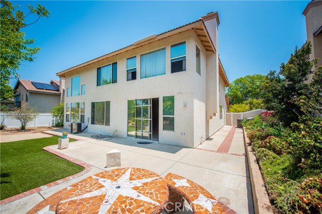 3018 Veranda Lane, Corona CA: https://media.crmls.org/medias/69d388af-4011-4c33-bc19-fda9db21be8c.jpg